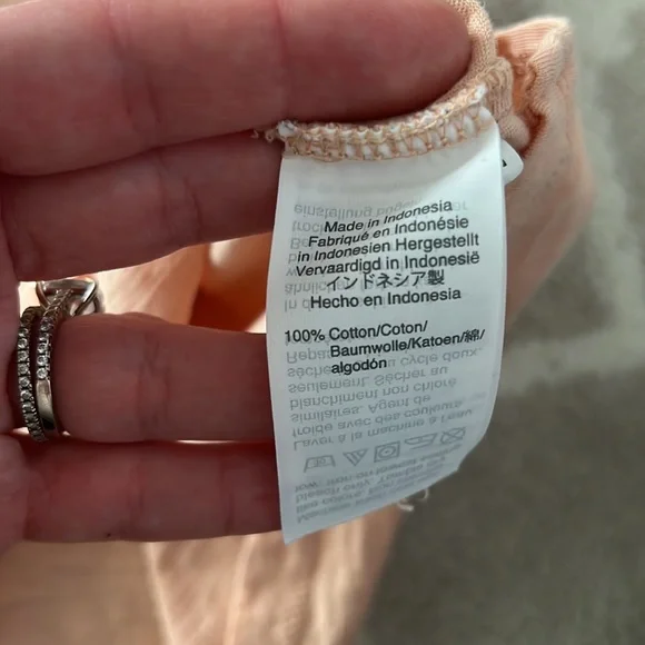 Madewell Whisper Cotton V-Neck Tee - Picture 4 of 5